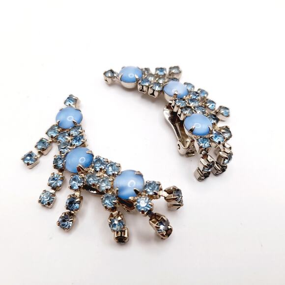 Vintage Blue Rhinestone Ear Climber Earrings Clip On Silver Tone Mid Century - Picture 4 of 7